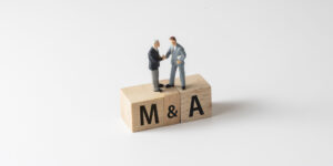 M&Aにおける弁護士の役割とは?依頼するメリット、選び方も解説