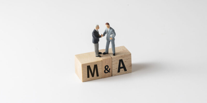 M&Aにおける弁護士の役割とは？依頼するメリット、選び方も解説