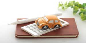 もらい事故で全損!買い替え費用の計算方法や適切な金額をより多く受け取るための4つのコツなど