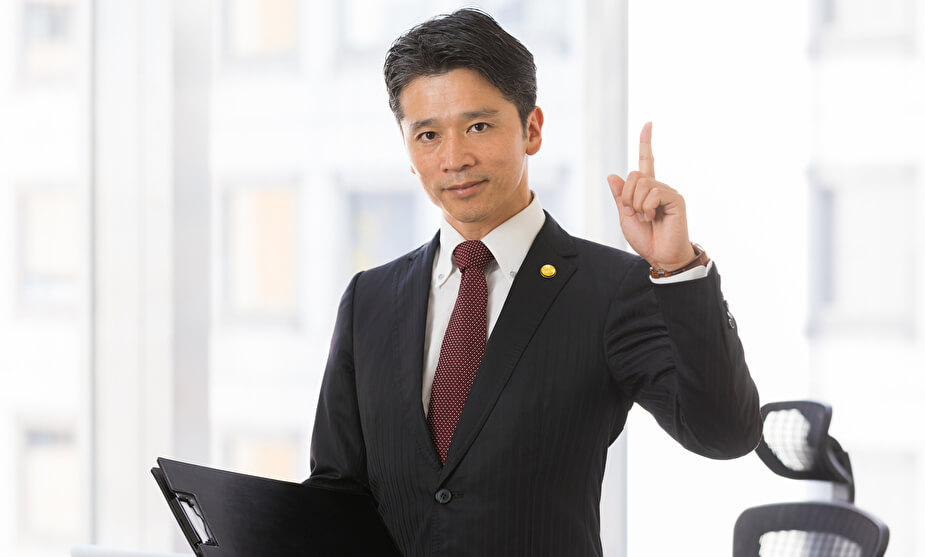 自己破産に強い弁護士に依頼するとどうなる？「ベンナビ」で探せる6つのメリットと費用