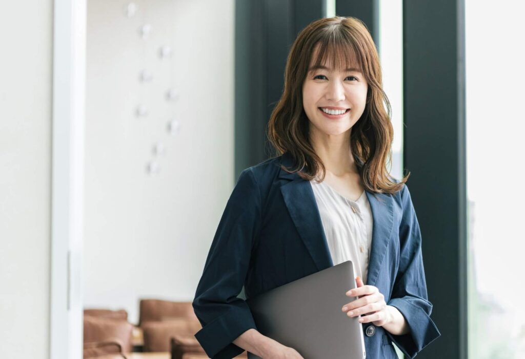 女性