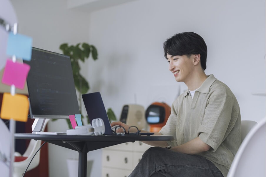 フリーランスエンジニア