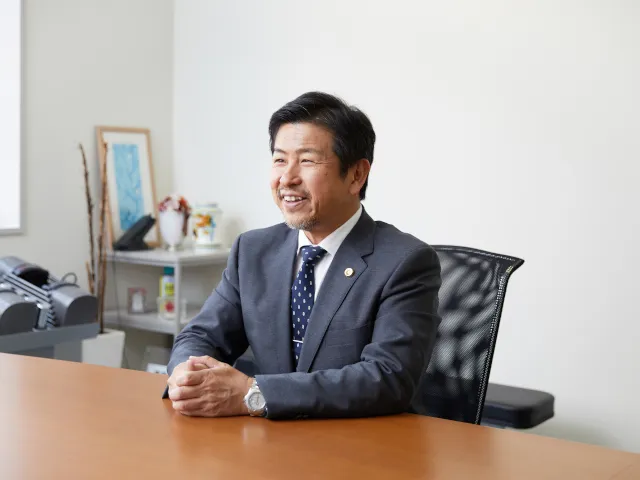 弁護士　原内 直哉（インテンス法律事務所）